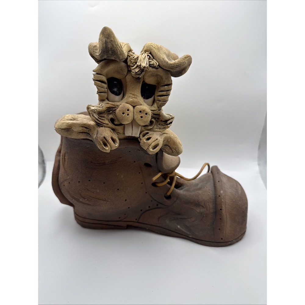 Vintage Art‎ Pottery Planter Ceramic Boot Rabbit Signed By Max Hindt Whimsical